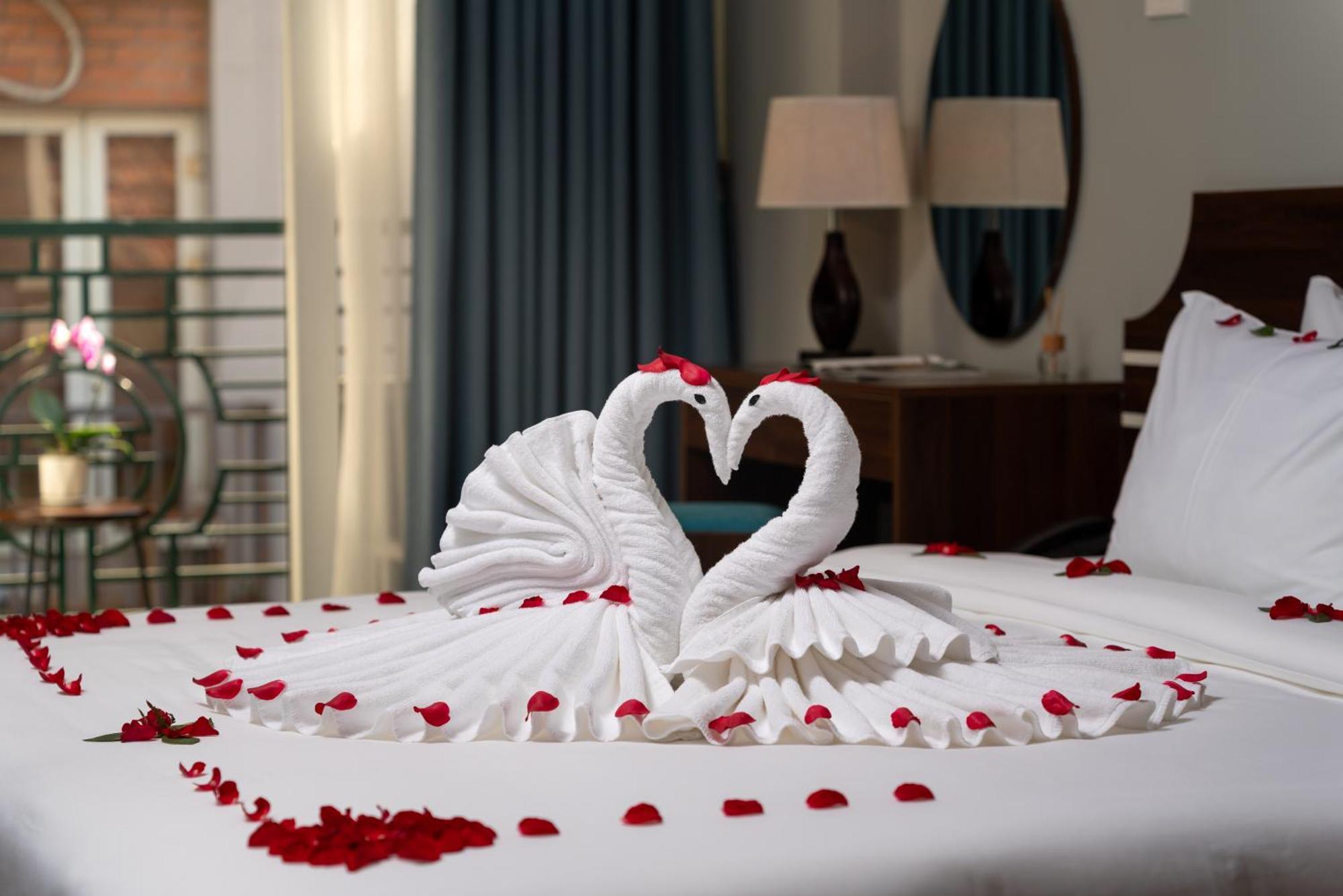 Astoria Hanoi Hotel & Travel Екстериор снимка