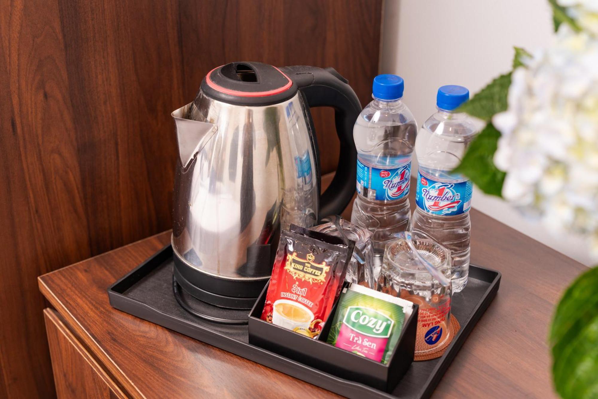 Astoria Hanoi Hotel & Travel Екстериор снимка