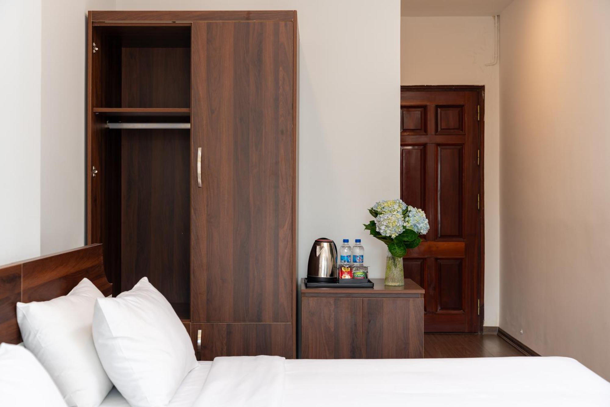 Astoria Hanoi Hotel & Travel Екстериор снимка